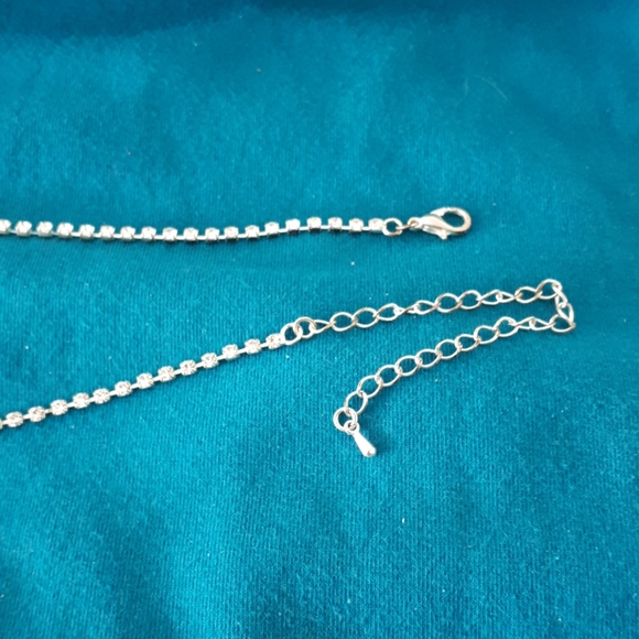 Crystal Necklace - Picture 3 of 4